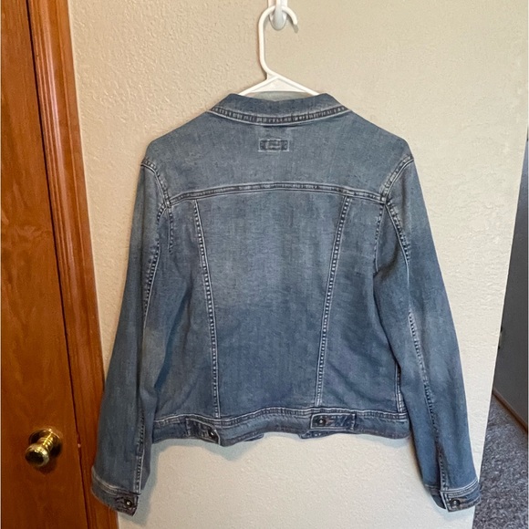 Denim jacket - Picture 3 of 3